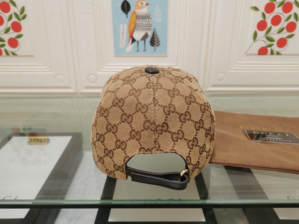 ブランド帽子側面デザイン